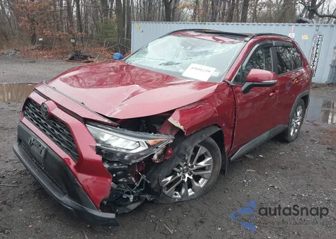 2021 Toyota Rav4 Xle Premium z USA, uszkodzony, nr VIN 2T3A1RFV5MW200382